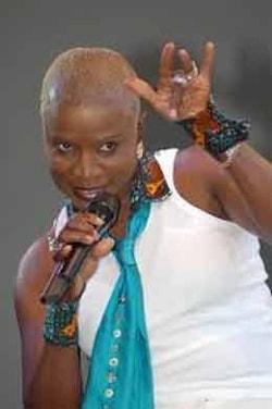 Angelique Kidjo - La Diabolique из Африки  