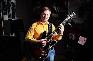 Андрей Паленов - "Лаборант" гитарной школы  