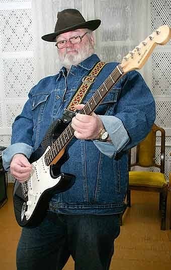 Владимир Угольник - Краеугольная гитара Беларуси  