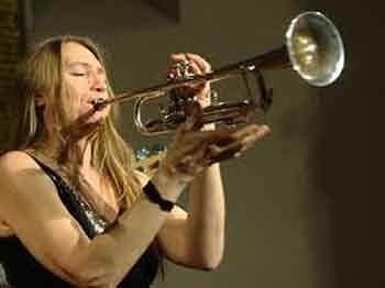 Saskia Laroo - Self-made Saskia  